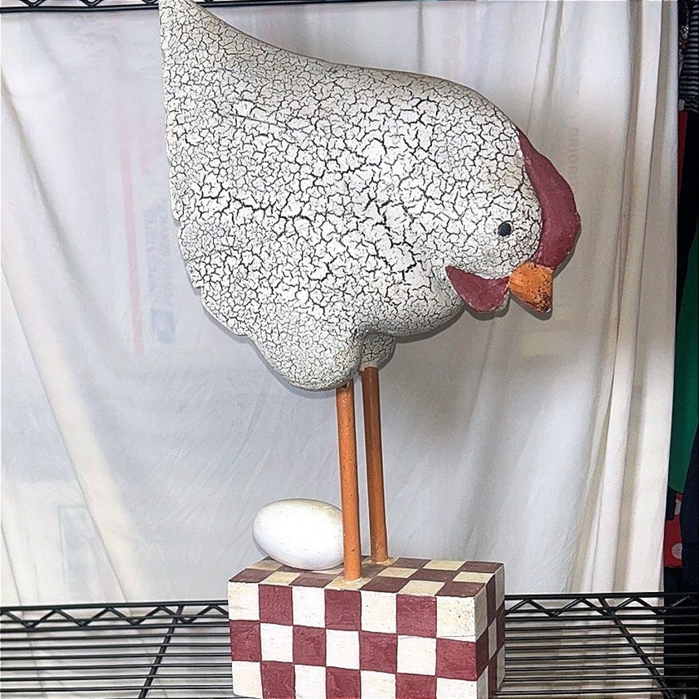 Farmhouse Chicken Decor Resin‎ Hen wEgg Checkered Block Rustic Kitchen Accent